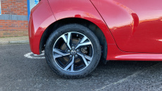 Toyota Yaris 1.5 Hybrid Design 5dr CVT Hybrid Hatchback